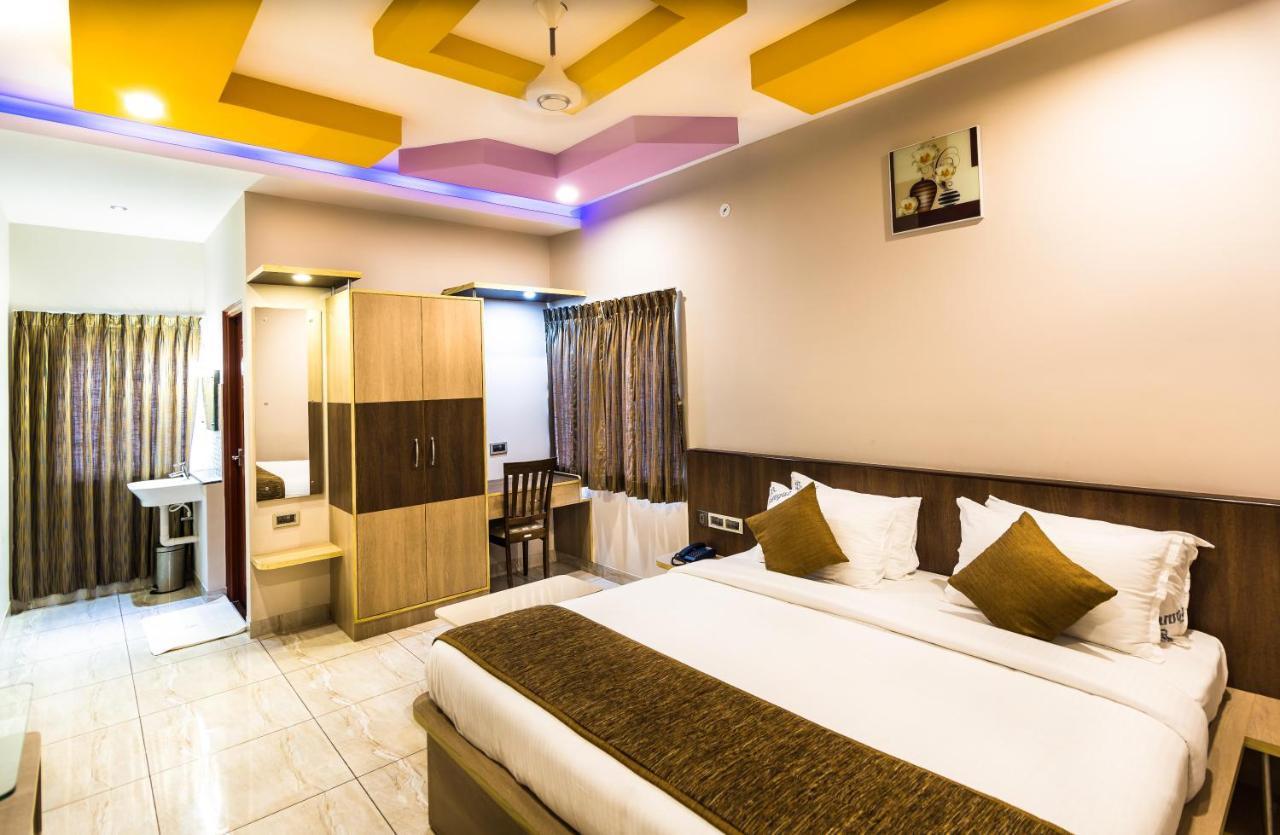 Thaneegai Residency Pondicherry Exterior foto